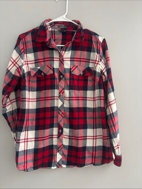 Eddie Bauer Red Black and White Plaid Button-Down Shirt - Women's